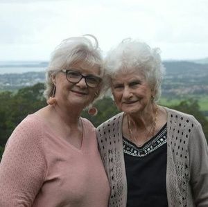 Meet your Posher, Sharon